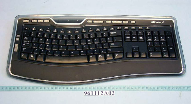 Microsoft Wireless Laser Keyboard 7000