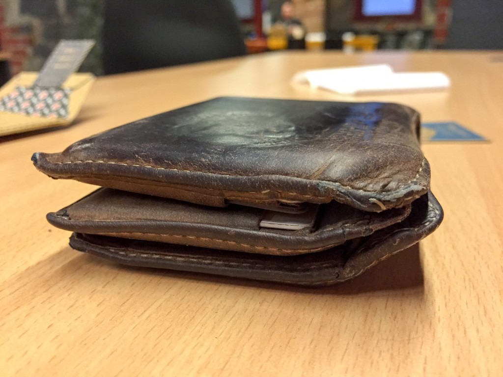 Upgraded my 9 yr old Bellroy Slim Sleeve to a Hide and Seek : r